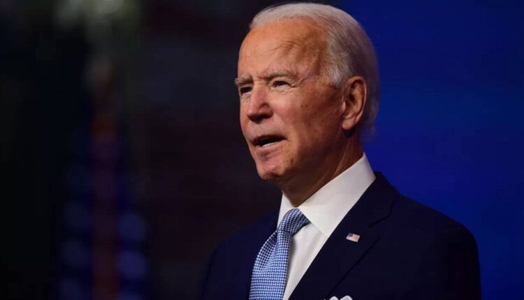 La frontera con México “es un caos”: Biden