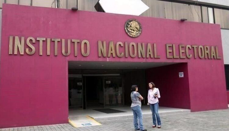 Cierra INE campaña de credencialización con un padrón electoral 100 millones 41 mil ciudadanos