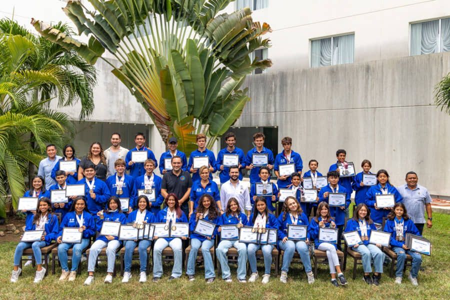 Solidaridad reconoce a medallistas de los Nacionales CONADE 2023