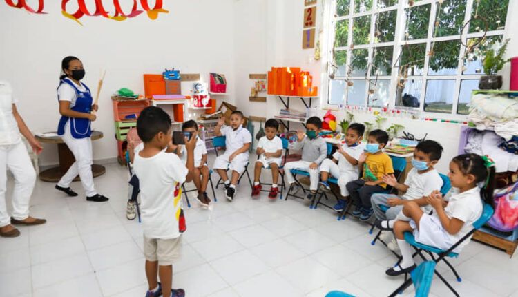 Implementan clases de artes e inglés en los CADI de Solidaridad