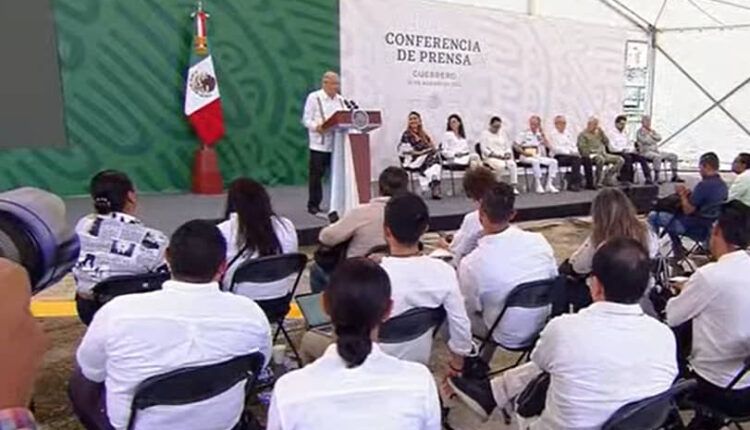 Revela AMLO que presidenta de la Corte contrató a persona cercana de García Luna