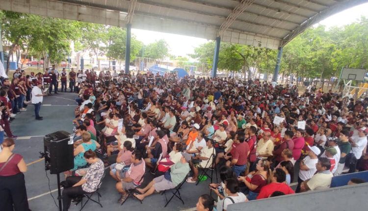 Realiza Morena consulta ciudadana en Villas del Sol