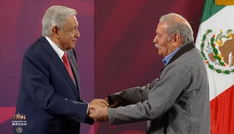 Apoya AMLO realización de una cumbre continental de comunicadores independientes