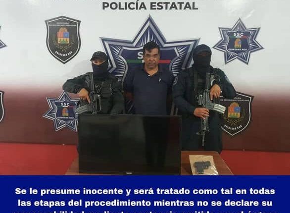 Lo detienen por desobediencia, resistencia y portación de armas