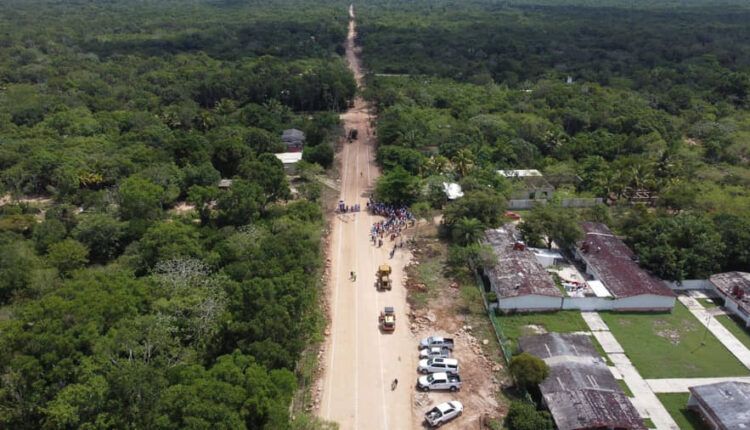 Dan banderazo al proyecto Puerta al Mar en Felipe Carrillo Puerto