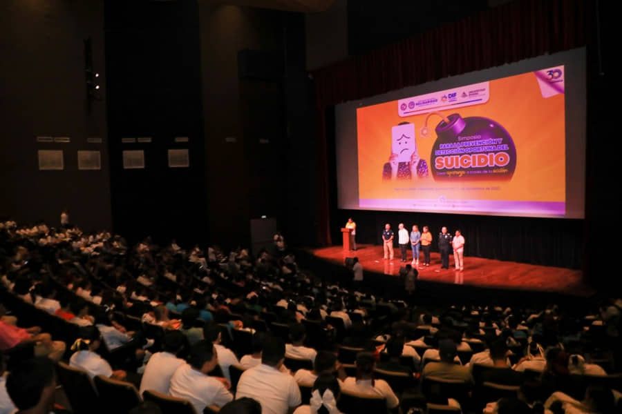 Realizan simposio para prevención del suicidio