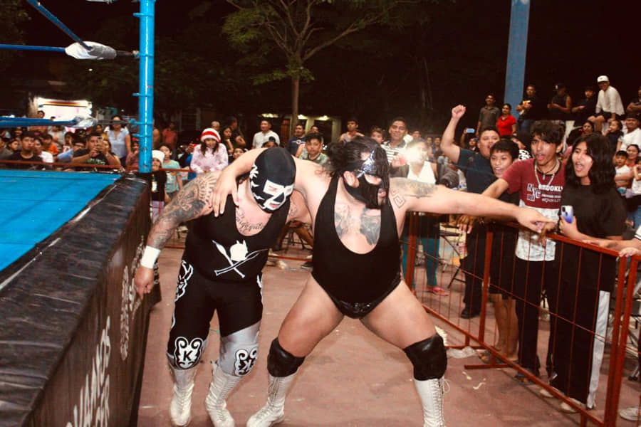Espectacular cierre de año del programa “Lucha Libre en tu Colonia” en Solidaridad