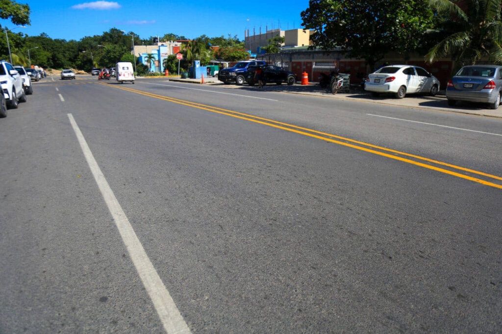 Verifican avance de obra pública en Puerto Aventuras