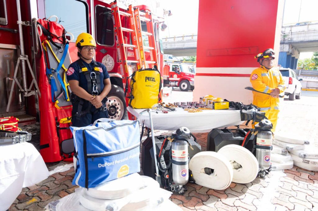 Modernizan a bomberos en Solidaridad