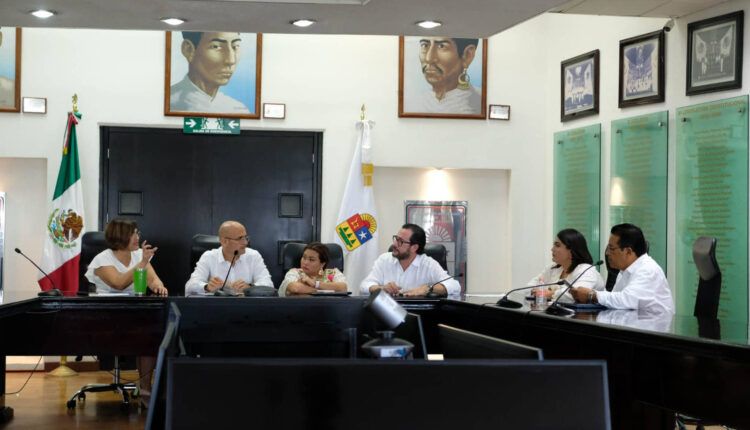 Corregirán reforma que violentaba derechos de personas con VIH en Quintana Roo