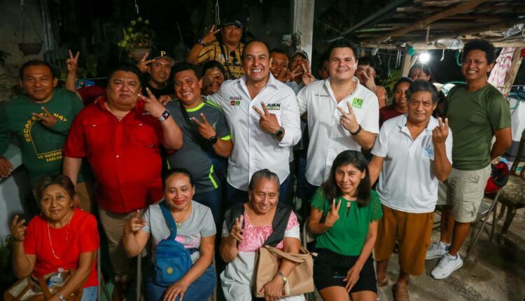 Juan carrillo reafirma su compromiso con las familias cozumeleñas