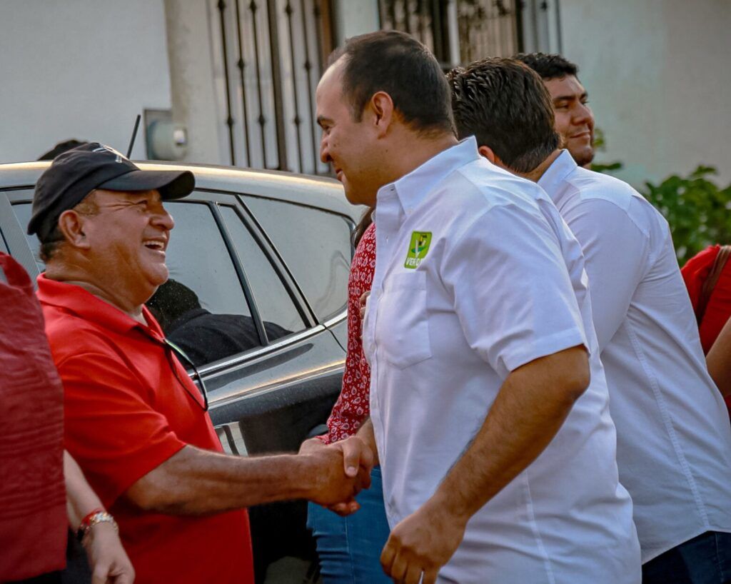 Juan Carrillo a favor más apoyo para las islas