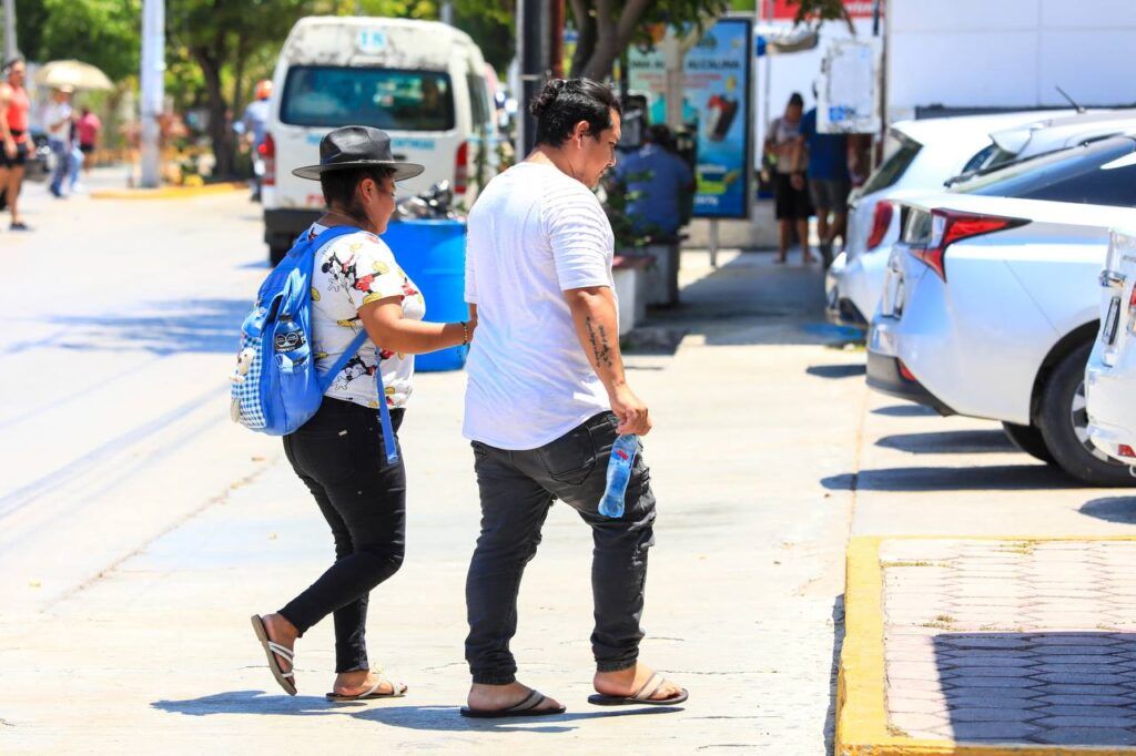 Invitan a prevenir el golpe de calor