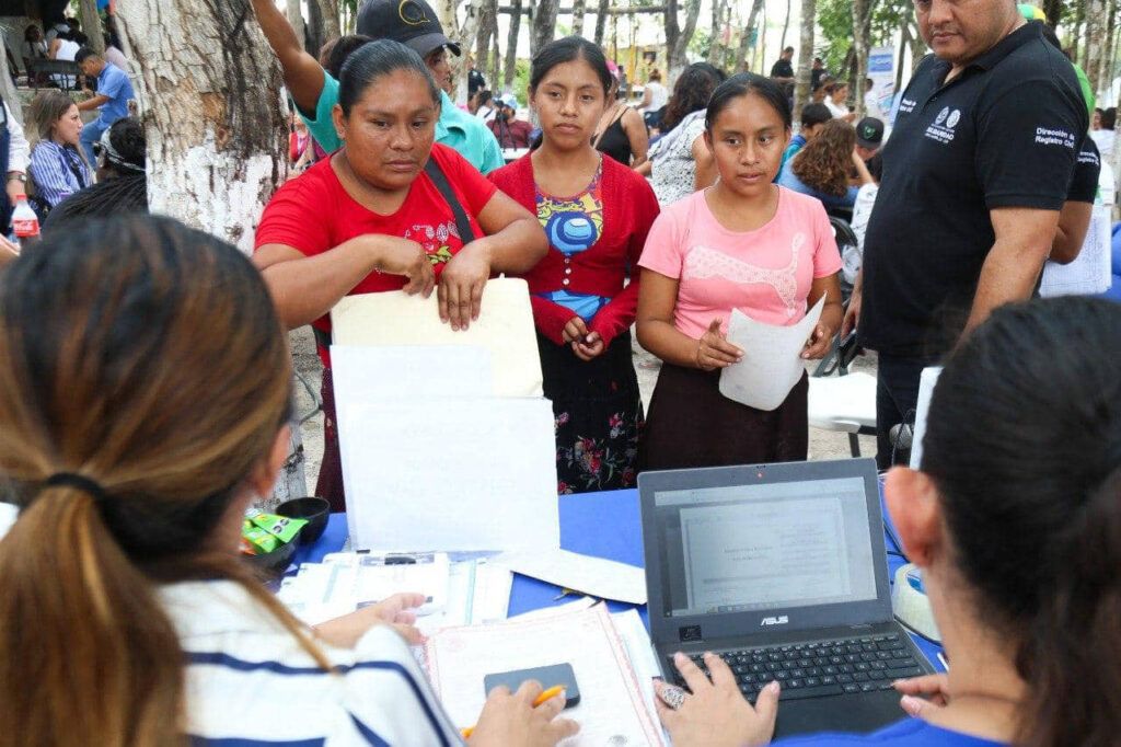 "Estoy Contigo" acerca servicios y atención en Faisanes y el Edén
