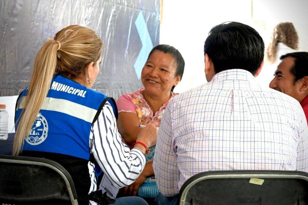 "Estoy Contigo" acerca servicios y atención en Faisanes y el Edén