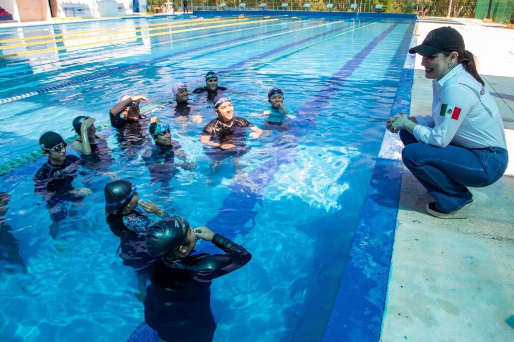 En tiempo récord, Estefanía Mercado rehabilita la alberca olímpica de Playa del Carmen