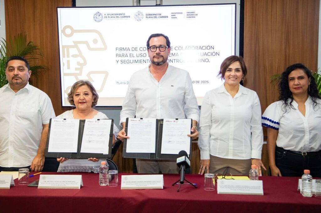 Firman convenio para modernizar control interno y combatir corrupción en Playa del Carmen