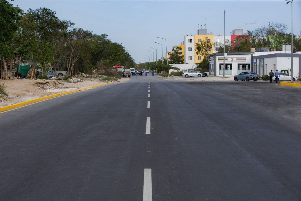 Más de 50 mil habitantes beneficiados con pavimentación de la avenida Constituyentes, en Misión de las Flores: Estefanía Mercado