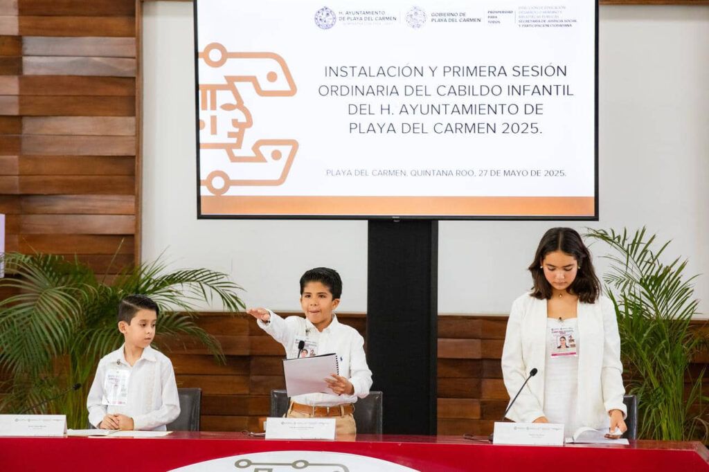 instalan el Cabildo Infantil 2025 en Playa del Carmen