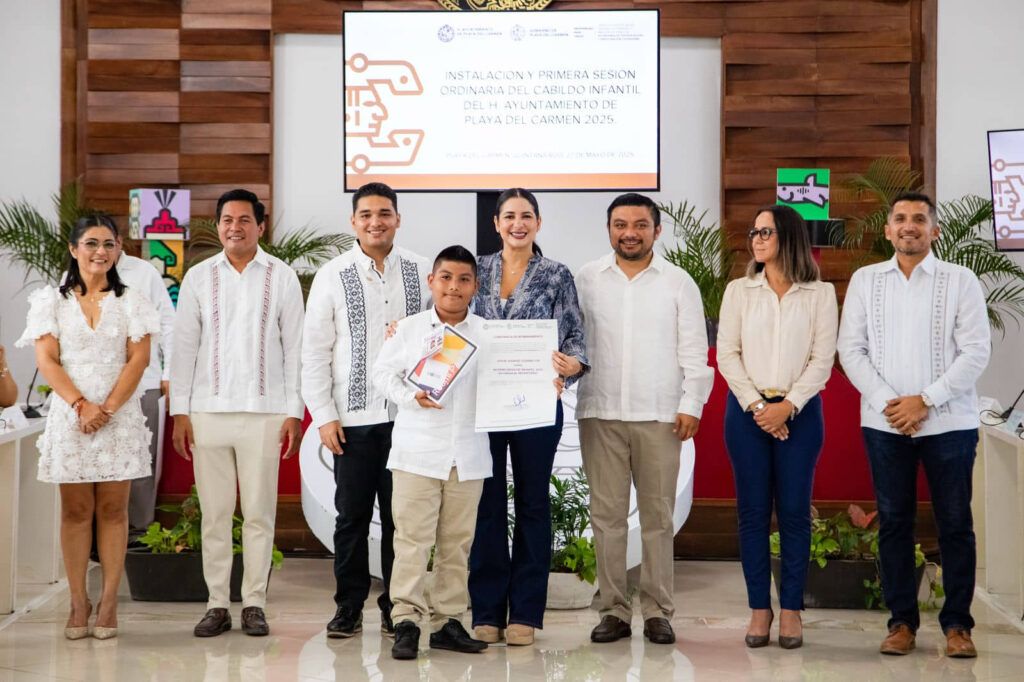 instalan el Cabildo Infantil 2025 en Playa del Carmen