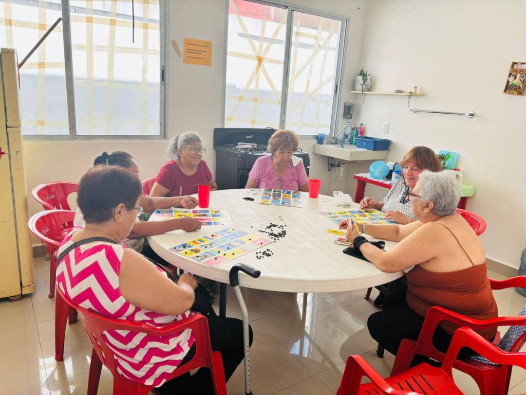 Refuerzan asistencia social en Puerto Aventuras