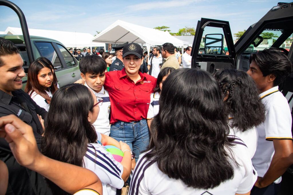 “Aquí queremos vivir en paz”; Estefanía Mercado impulsa programa de desarme en Playa del Carmen