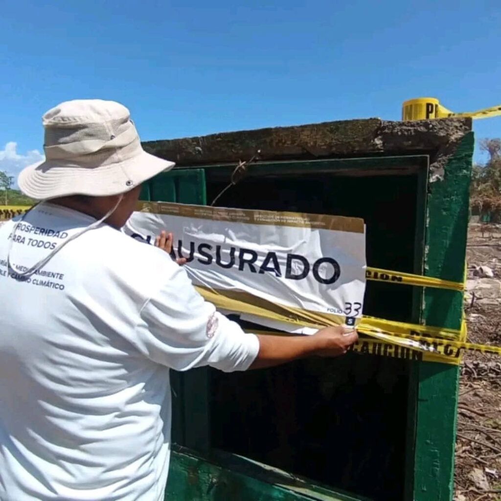 Clausura Medio Ambiente de Playa del Carmen predio en Playacar