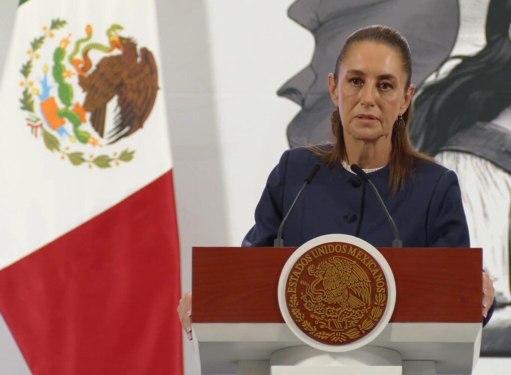 Gobierno de Sheinbaum defiende mejoras salariales para maestros y explica complejidad de revertir ley de jubilaciones