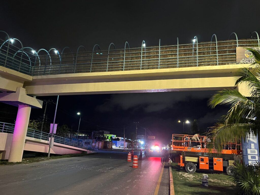 Recupera Estefanía Mercado el alma de Playa del Carmen con el color arena playa