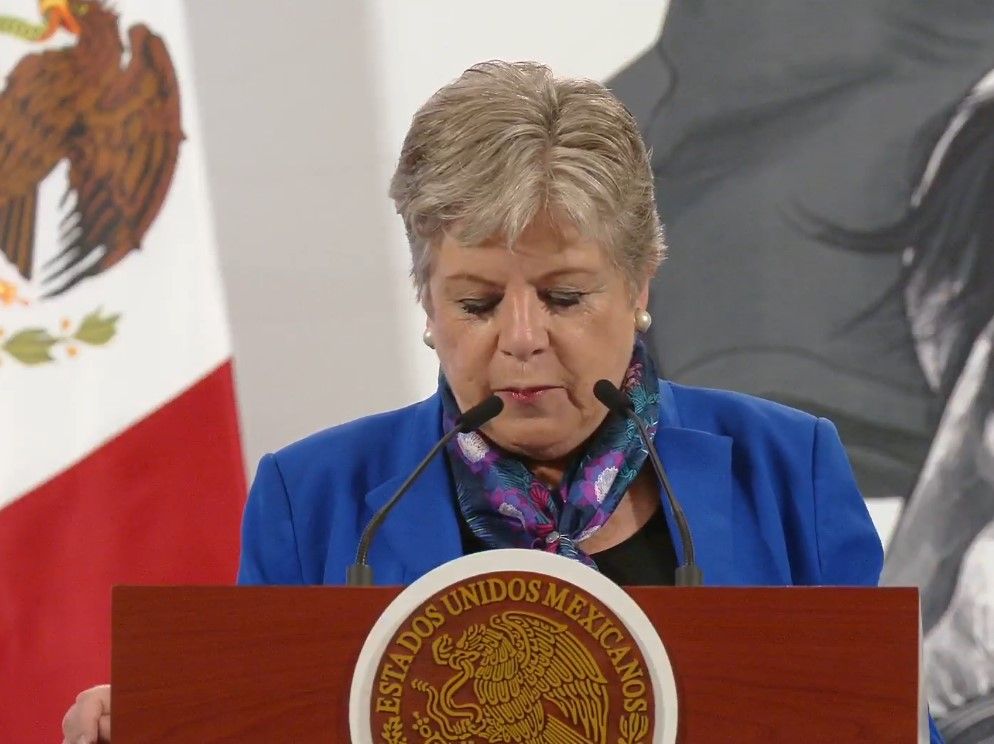 México busca eliminar el 100% de residuos plásticos en playas para 2030