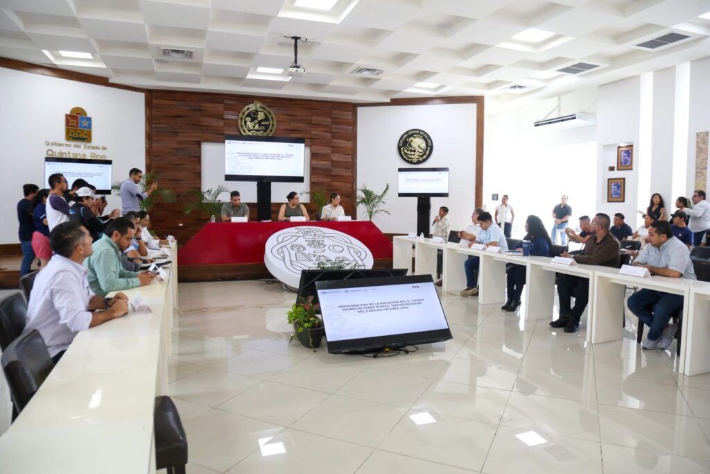 Proponen institucionalizar cabildos Infantil y Adolescente y becar a sus integrantes