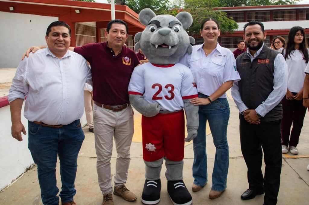 Celebra la Técnica 23 sus 25 años formando líderes en Playa del Carmen