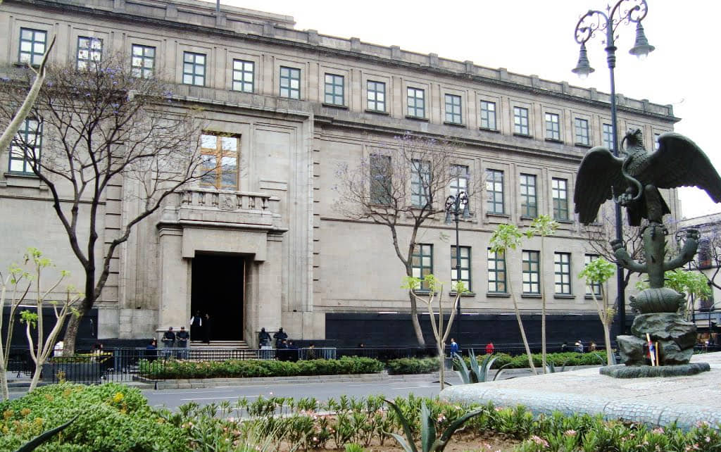 Prohíbe la SCJN reducir condenas por feminicidio