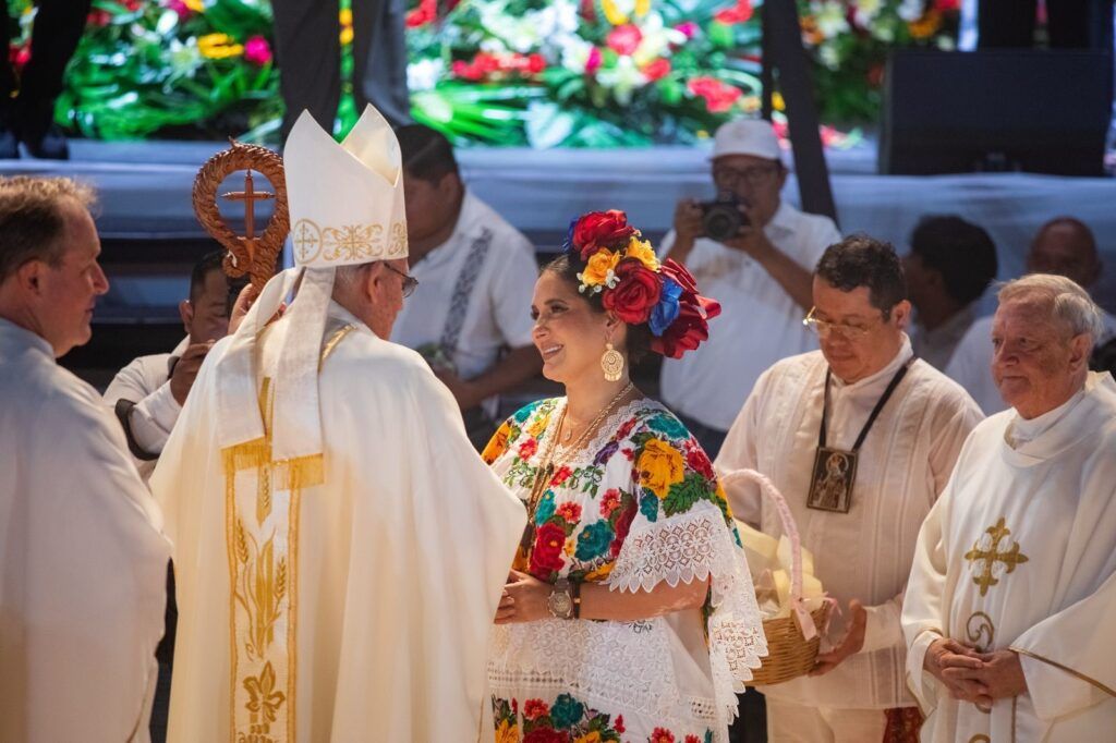Con más de 100 mil personas reunidas, el gobierno de Estefanía Mercado concluye la histórica Feria del Carmen 2025, con fe, identidad y tradición.