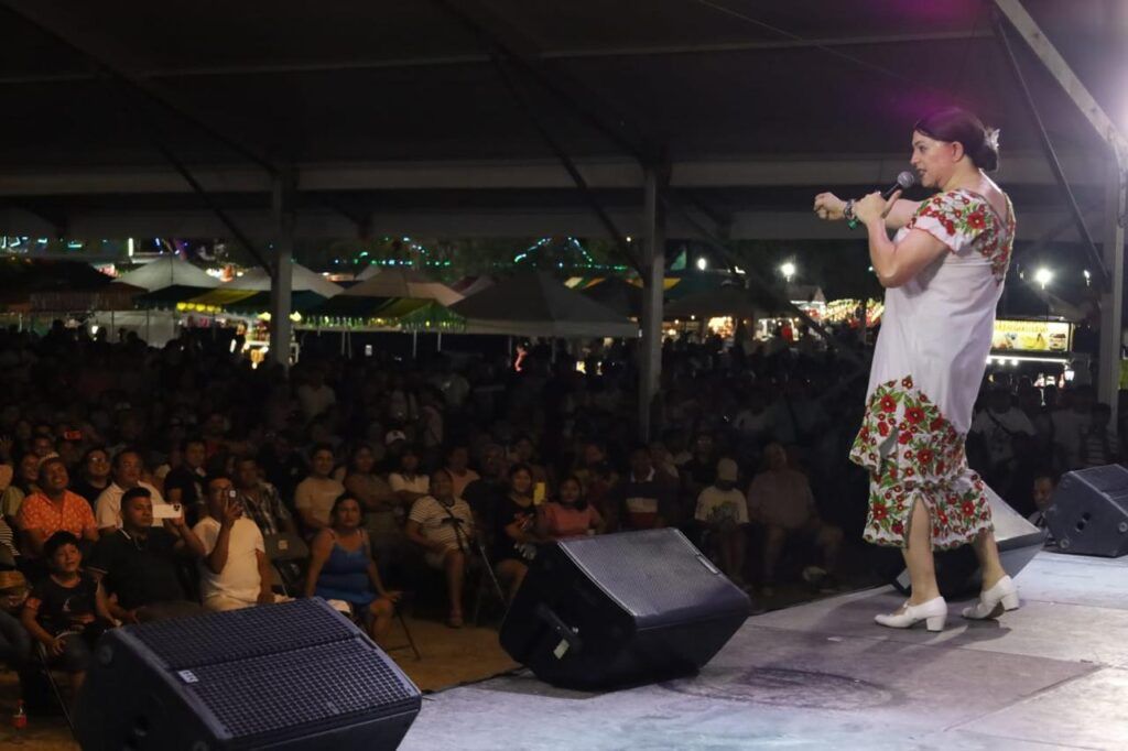 Histórica participación de artistas locales en la Feria del Carmen 2025