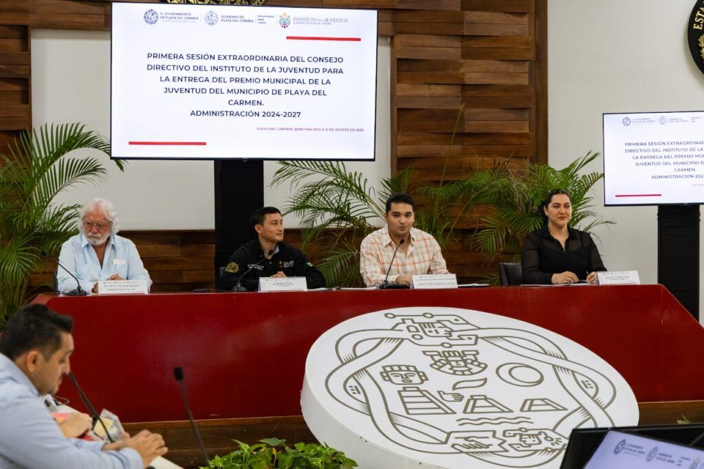 Gobierno de Estefanía Mercado entrega el Premio Municipal de la Juventud 2025; reconocen el talento, dedicación y liderazgo de las y los jóvenes playenses