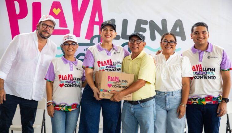 Entregan 3 mil despensas en Playa del Carmen del programa "Playa llena, Corazón contento"