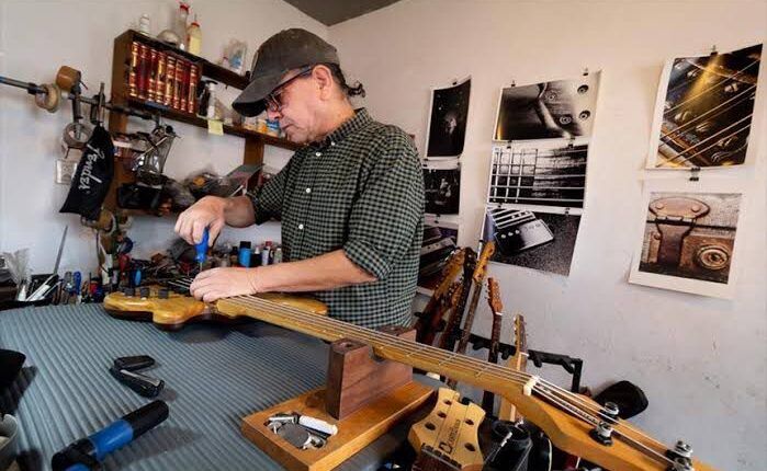 Fallece Eduardo Castellanos, destacado laudero mexicano y fundador de Castellanos Guitars and Basses