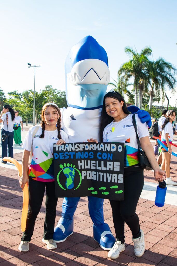 Con rally universitario, Playa del Carmen impulsa el turismo responsable con impacto social