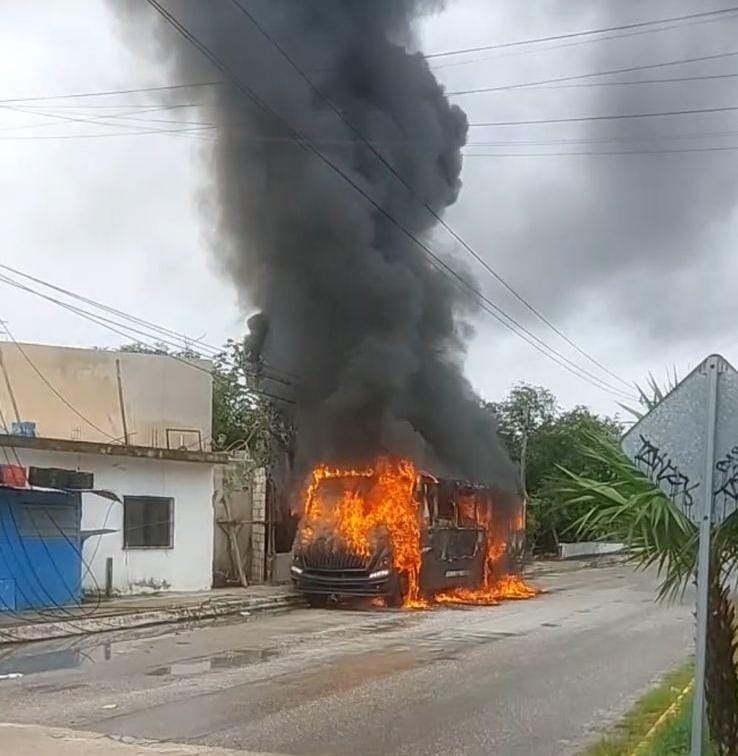 Refuerzan coordinación de seguridad tras operativo y agresión a periodista en el ejido Playa del Carmen