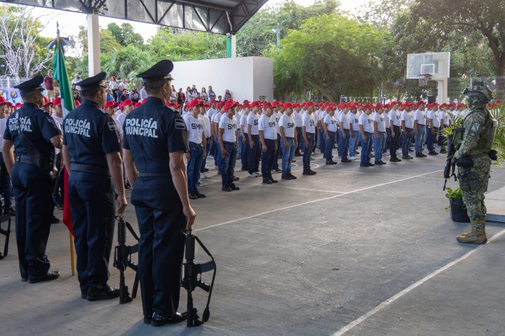 Participan 421 jóvenes en el Sorteo del Servicio Militar Nacional en Playa del Carmen
