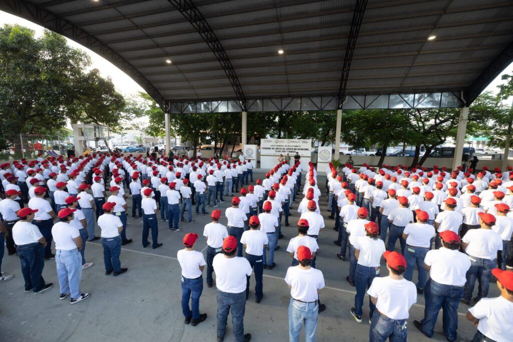 Participan 421 jóvenes en el Sorteo del Servicio Militar Nacional en Playa del Carmen