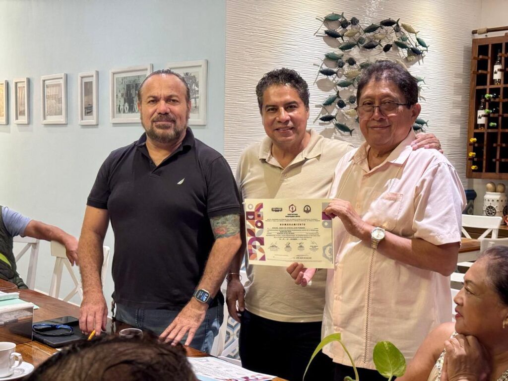 Lenin Amaro entrega nombramientos para impulsar comités ciudadanos en Quintana Roo