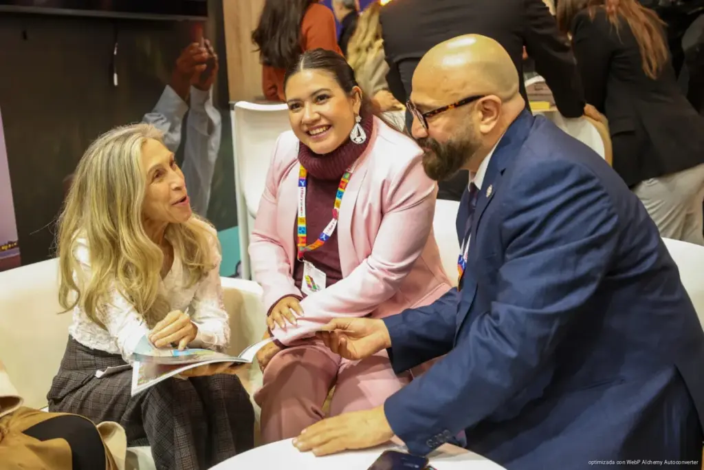 Playa del Carmen y Santa Eulalia del Río, Ibiza, fortalecen lazos culturales con la Virgen del Carmen como símbolo común, resultado de FITUR 2026