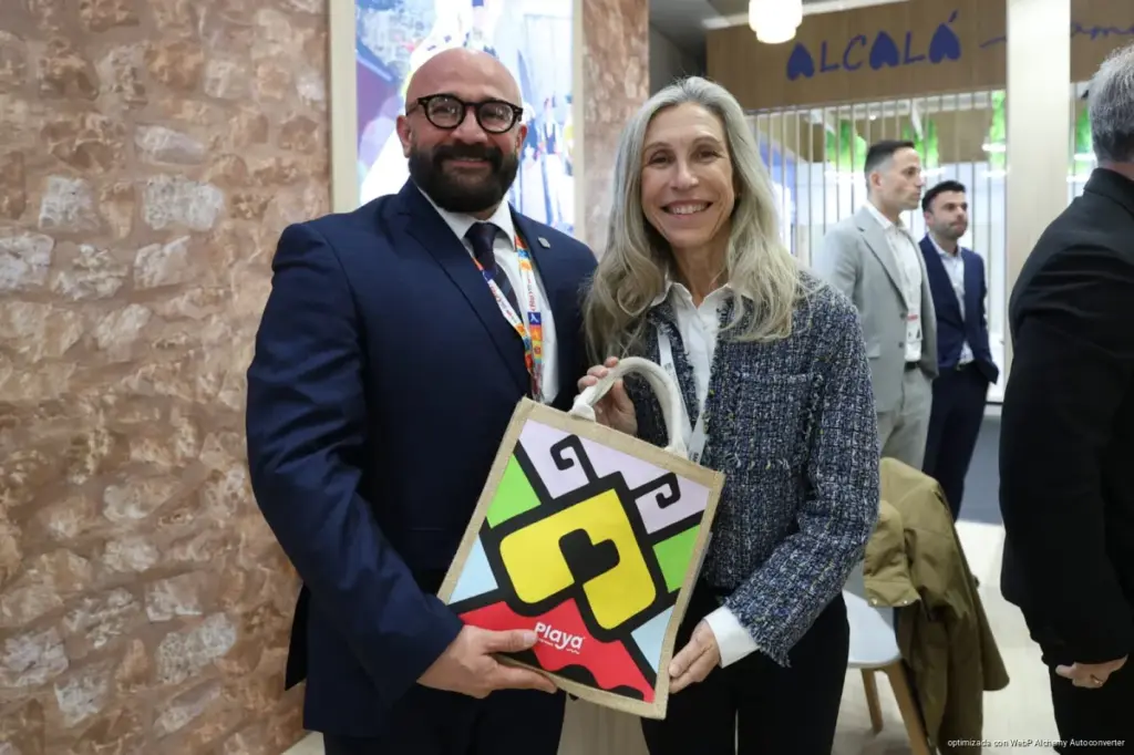 Playa del Carmen y Santa Eulalia del Río, Ibiza, fortalecen lazos culturales con la Virgen del Carmen como símbolo común, resultado de FITUR 2026