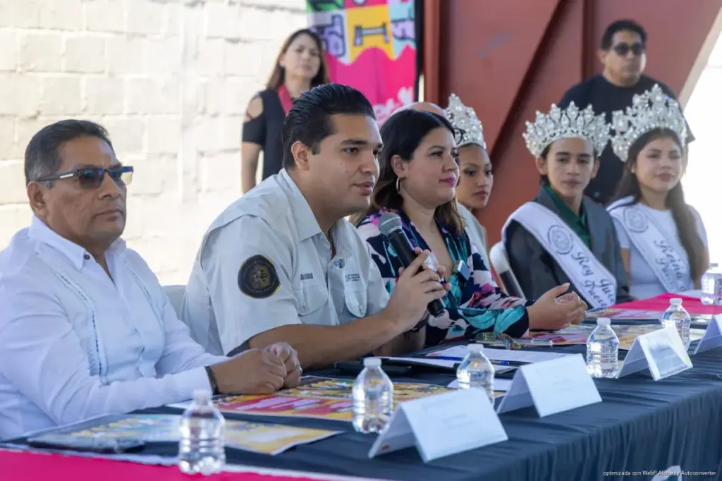 Gobierno de Estefanía Mercado presenta de manera oficial el Carnaval de Puerto Aventuras 2026