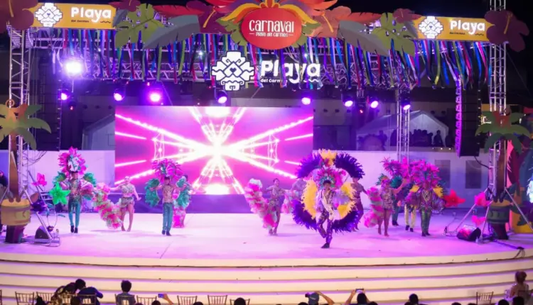 Comparsas y música llenan de alegría el Carnaval 2026 en Playa del Carmen