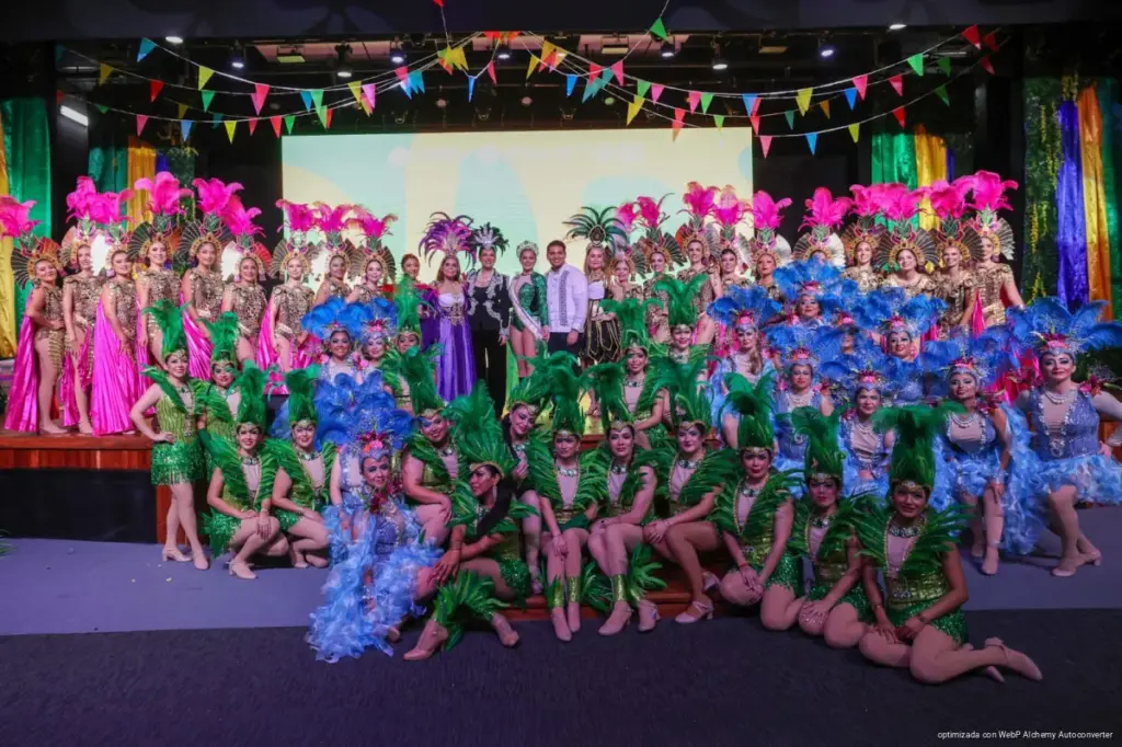 Exitoso Baile de Damas en Carnaval 2026: evento con causa por el bienestar del adulto mayor