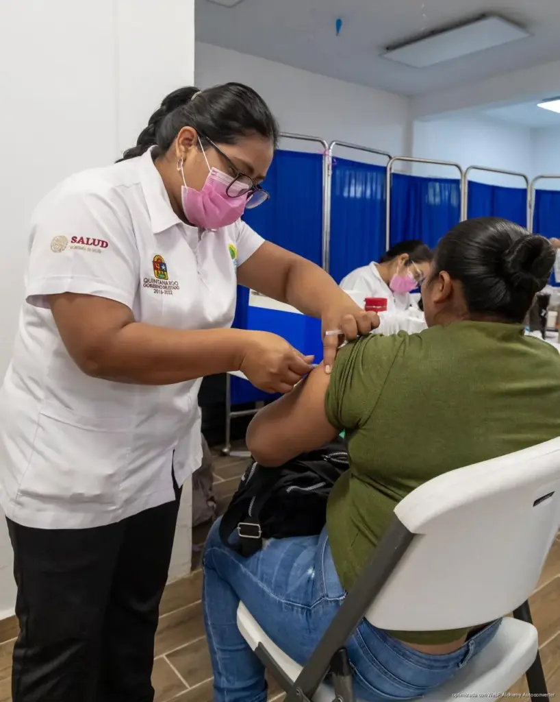 Supervisa Estefanía Mercado Mega Brigada de Servicios Públicos en Puerto Aventuras