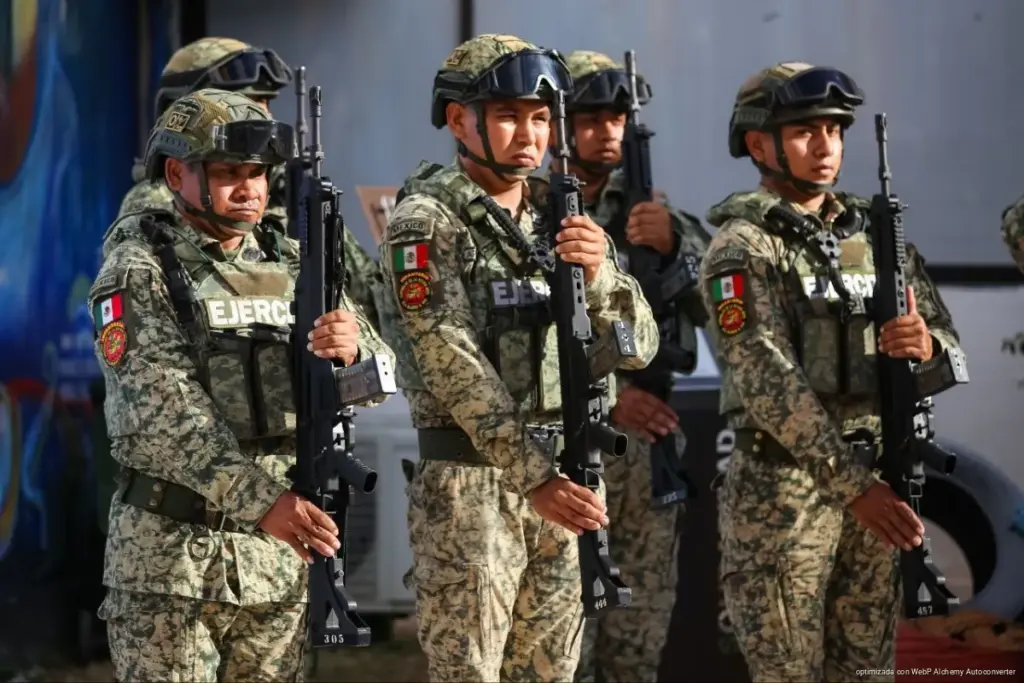 Gobierno de Estefanía Mercado reconoce la labor y vocación de servicio del Ejército Mexicano